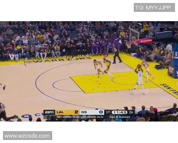 热火与湖人巅峰对决NBA经典赛事再掀高潮球迷热情高涨